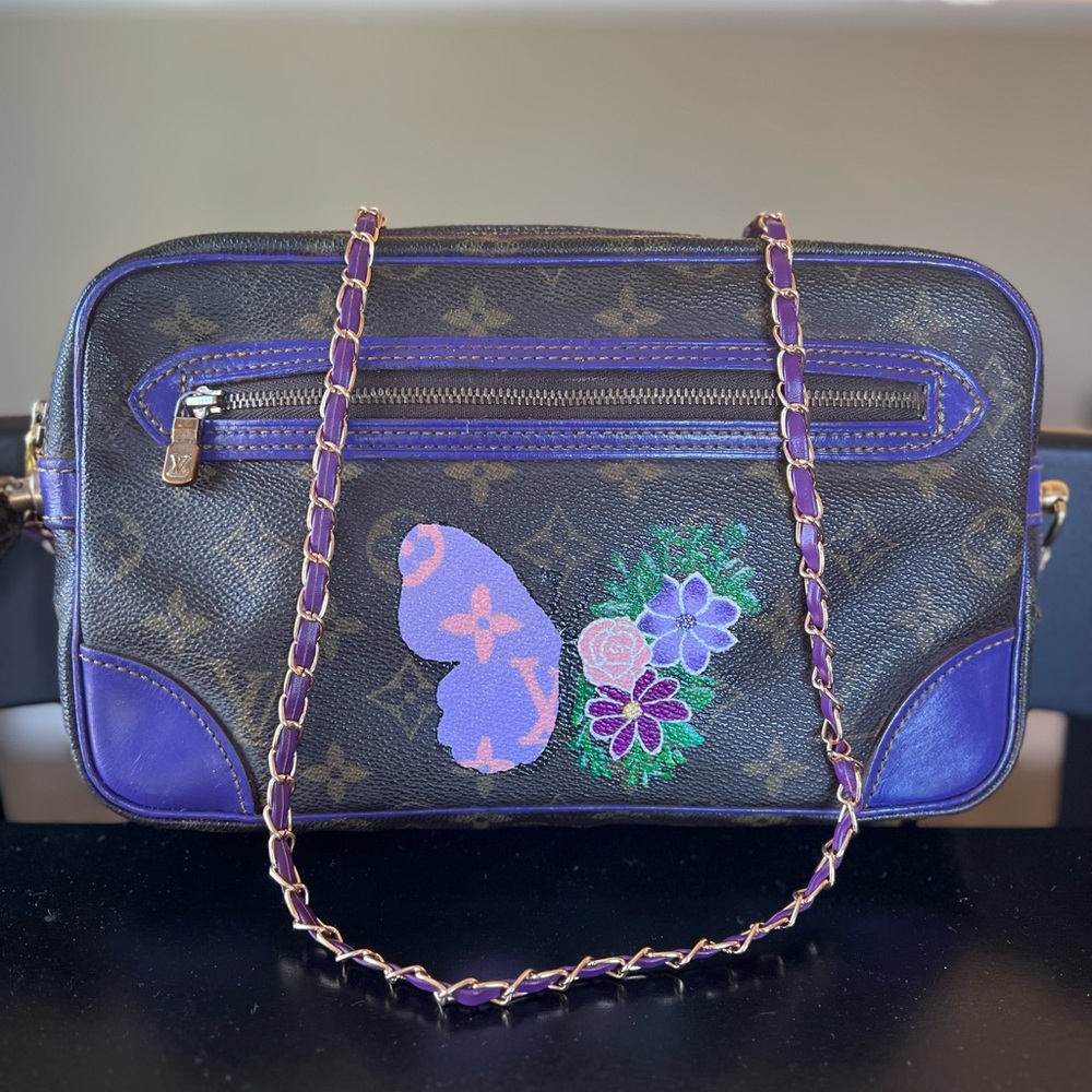 Authentic Louis Vuitton Dragonne Marly clutch